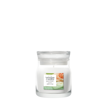 Yankee Candle Signature Small Jar Candle - Blooming Love