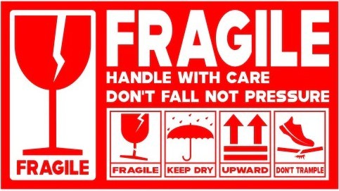UniQue Fragile 90mm x 50mm Label Sticker Roll