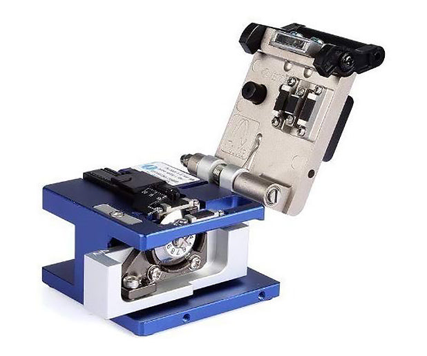 UltraLAN High Precision Fiber Optic Cleaver