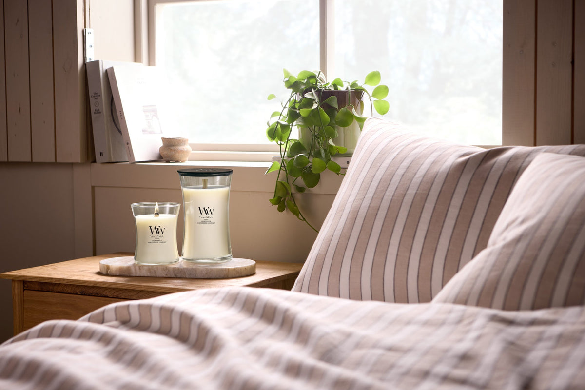 WoodWick Large Hourglass Candle - Lush Pomelo