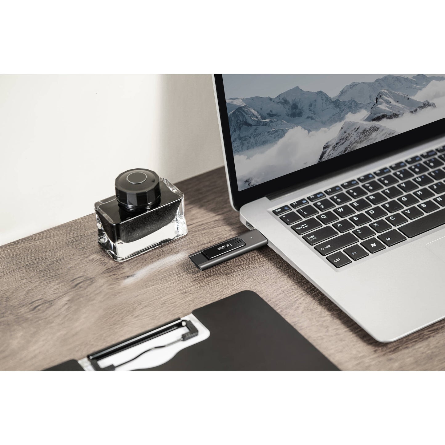 LEXAR 128GB JumpDrive M900 USB 3.1 Flash Drive