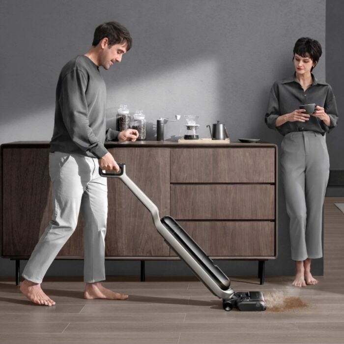 EUFY Mach V1 Ultra Black Wet & Dry Vacuum - Guards On Duty Shop
