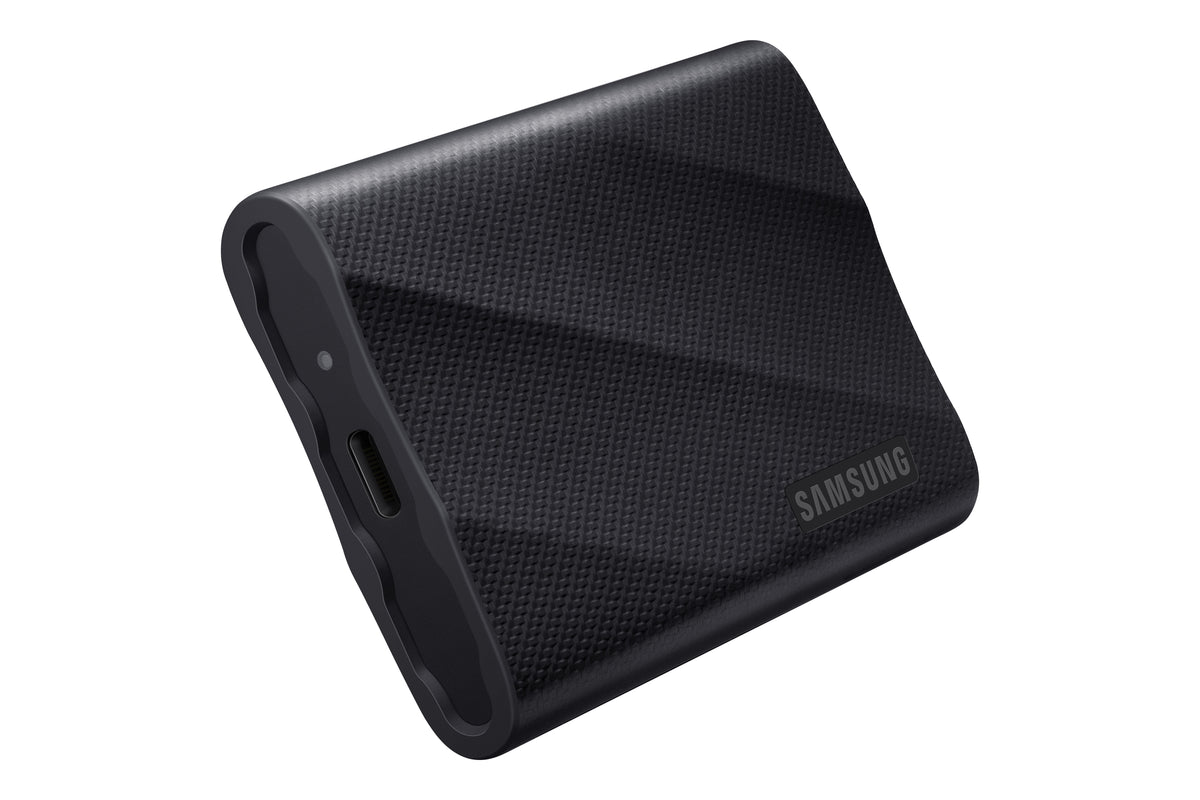 Samsung MU-PG4T0BW T9 Portable SSD 4 TB; Transfer speed up to 2000 MB/s; Write Speed up to 1950MB/s; USB 3.2 (Gen2x2; 20Gbps); A