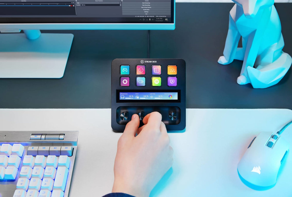 Elgato Stream Deck Plus - 8 x customizable LCD keys; 4 x 360° encoders with push function; LCD Touch Panel.