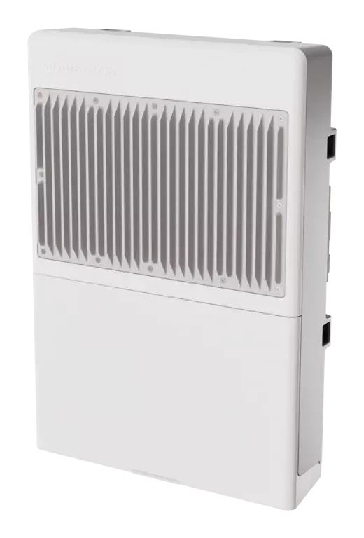 MikroTik netPower Lite 8P with built-in UPS | MT-RBCSS610-8P-2S+OUT