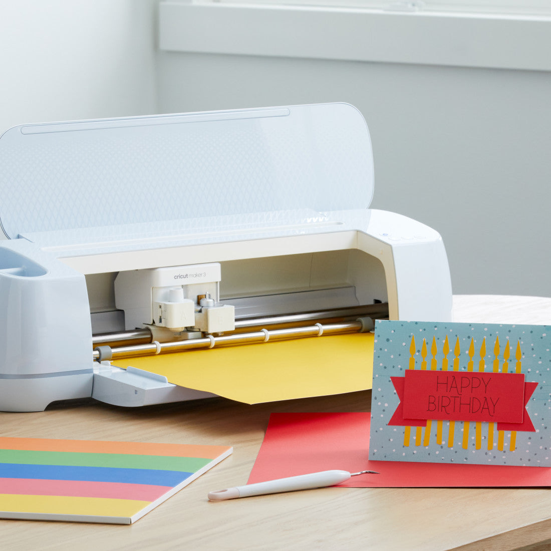 2008316 - Cricut Smart Sticker Cardstock 33x33cm 10 sheets (Black)