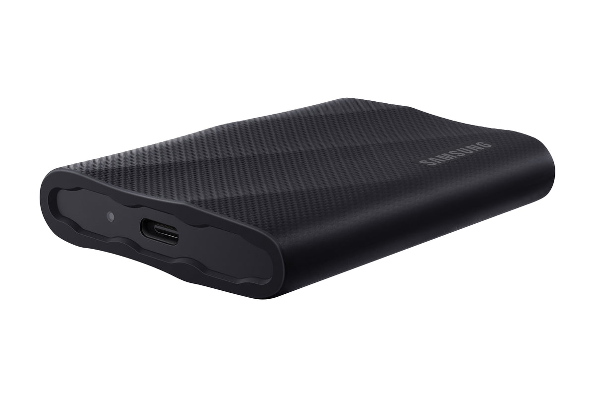 Samsung MU-PG2T0BW T9 Portable SSD 2 TB; Transfer speed up to 2000 MB/s; Write Speed up to 1950MB/s; USB 3.2 (Gen2x2; 20Gbps); A