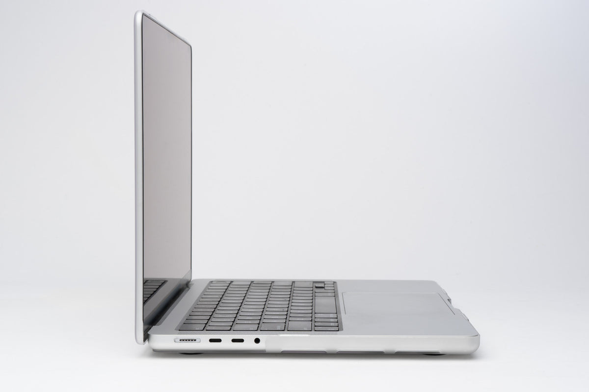 ZAGG Hardshell Apple Macbook Pro 16'' M3/M2/M1 Clear
