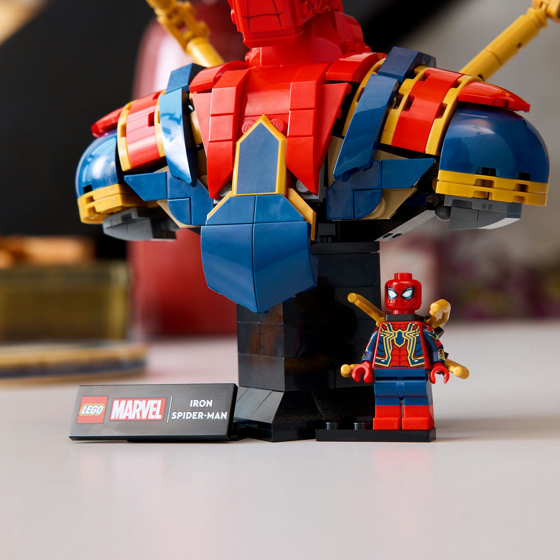 LEGO® ǀ Marvel Iron Spider-Man Bust Collectible Adult Building Set 76326