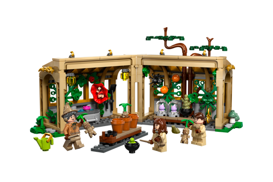 LEGO Hogwarts™ Castle: Herbology Class — Set 76445
