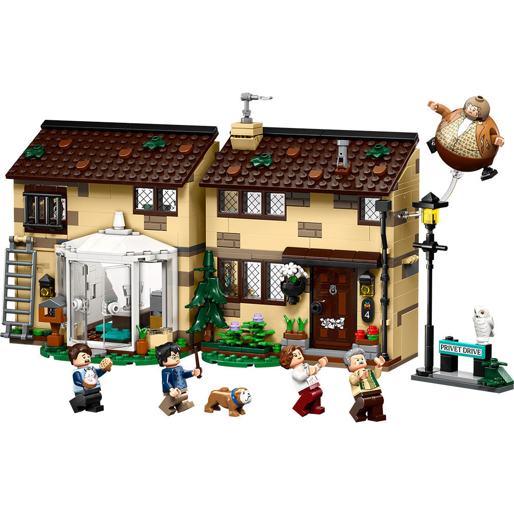 LEGO® Harry Potter™ Privet Drive: Aunt Marge’s Visit, Buildable House 76451