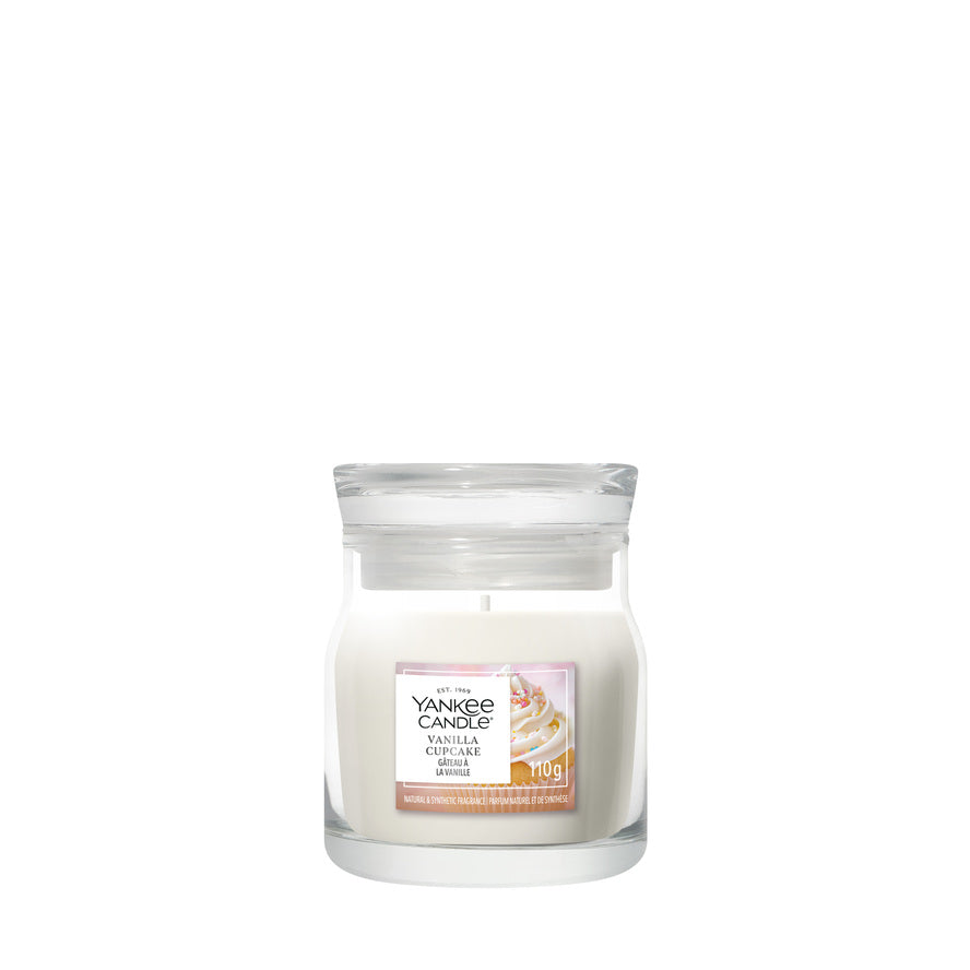 Yankee Candle Signature Small Jar Candle - Vanilla Cupcake