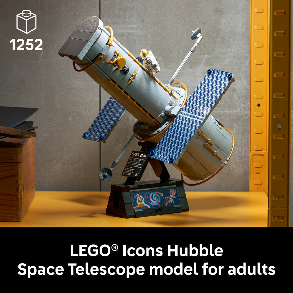 LEGO® Icons Hubble Space Telescope - Science Decor Set -11382