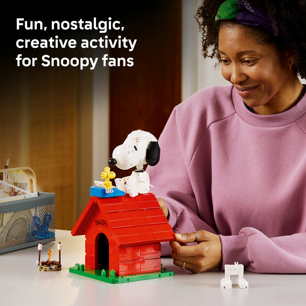 LEGO® Ideas Peanuts: Snoopy’s Doghouse Set 21368