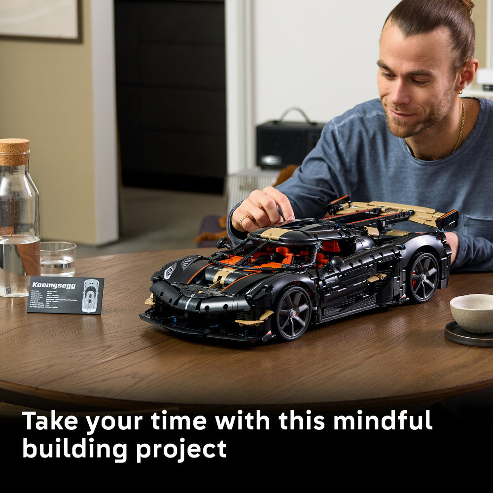 LEGO® Technic™ Koenigsegg Sadair’s Spear Megacar Set 42232