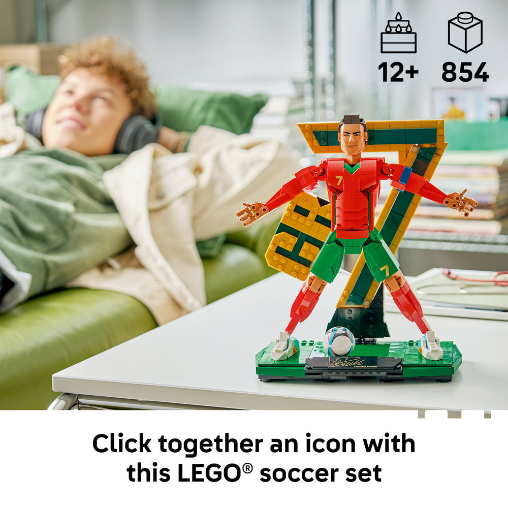 LEGO® Editions Cristiano Ronaldo – Football Legend Set 43016