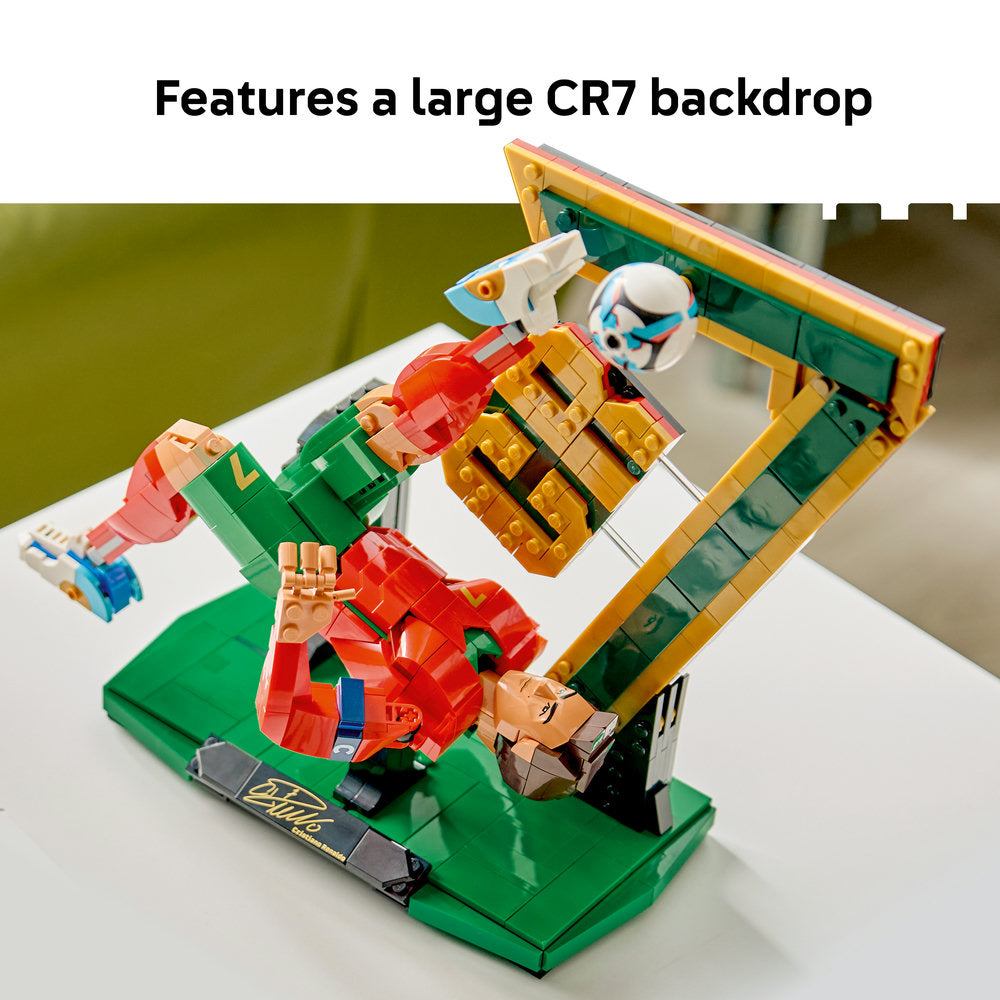 LEGO® Editions Cristiano Ronaldo – Football Legend Set 43016