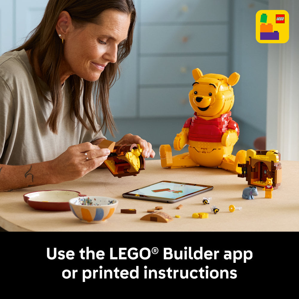 LEGO® ǀ Disney Winnie the Pooh Classic Decoration Building Kit with Honey Pot 43300