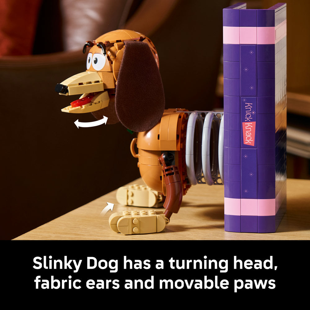 LEGO® ǀ Disney and Pixar Toy Story Slinky Dog Bookends 43301