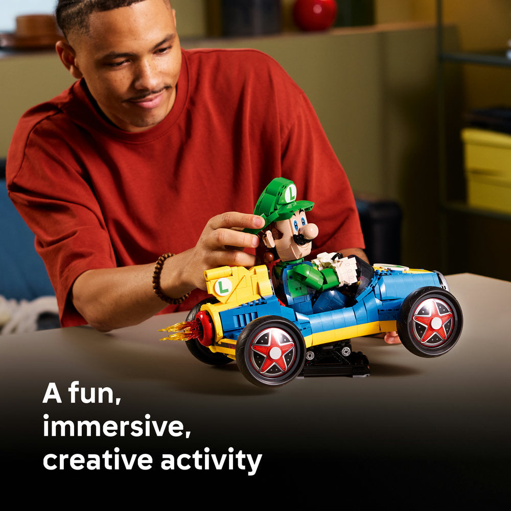 LEGO® Super Mario™: Mario Kart™ – Luigi & Mach 8, Collectible Model 72050