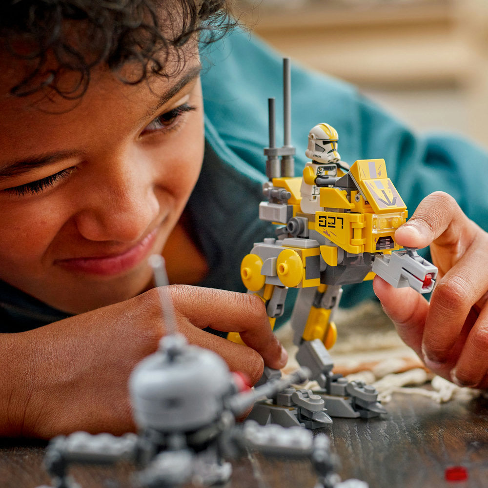 LEGO® Star Wars™ 327th Star Corps Clone Troopers™ Battle Pack, Gift Set 75431