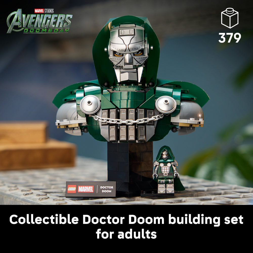 LEGO® ǀ Marvel Doctor Doom Bust Building Set 76345
