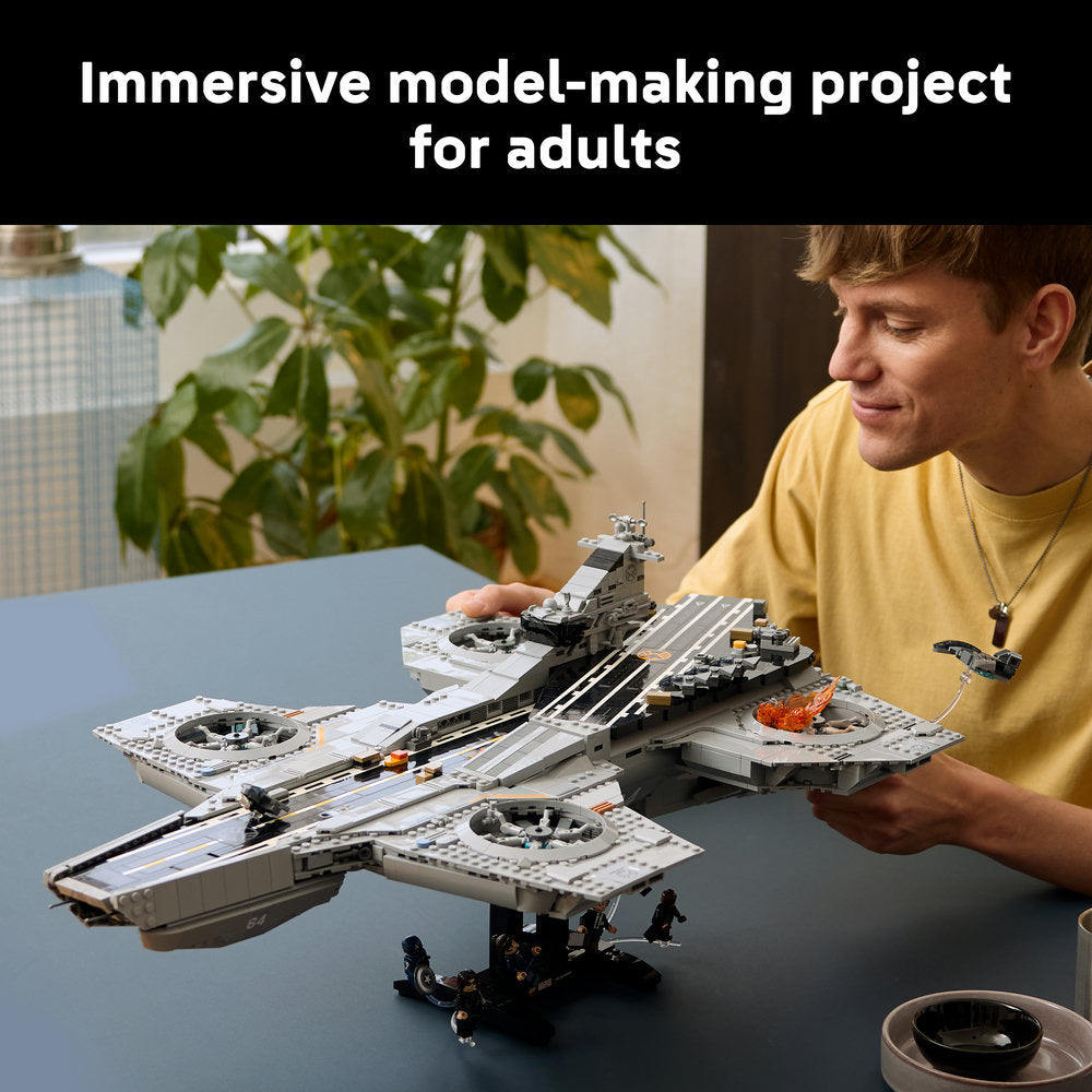 LEGO® ǀ Marvel S.H.I.E.L.D. Helicarrier Building Set 76354
