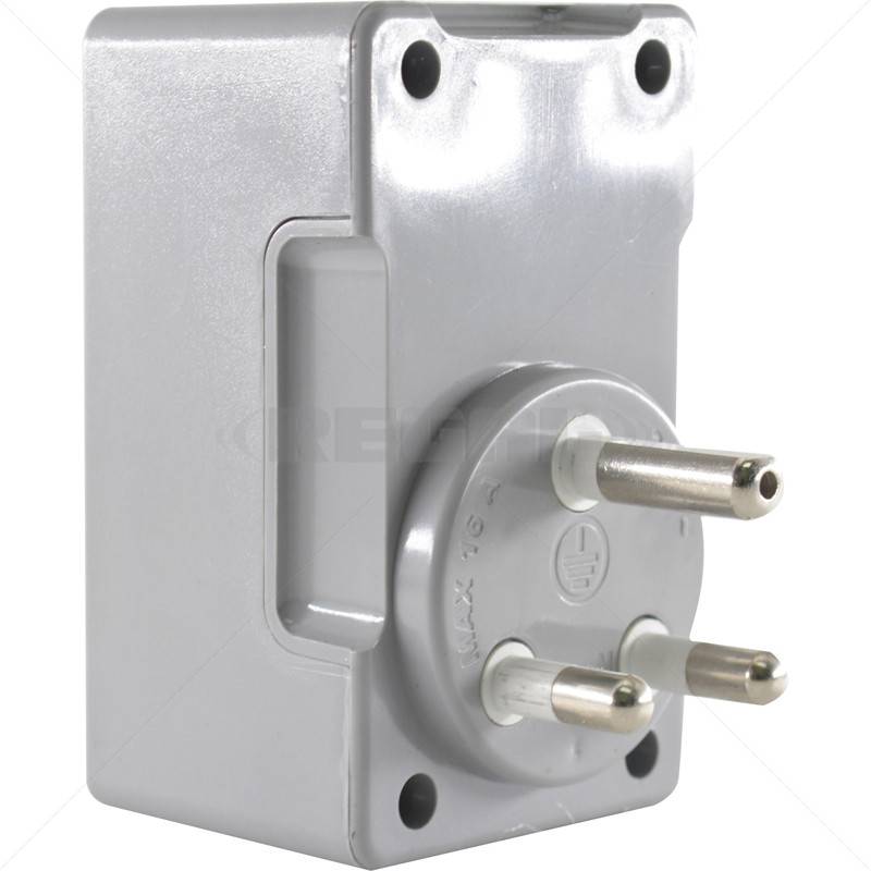 Clearline Protection Socket Mains 16A Plug-in