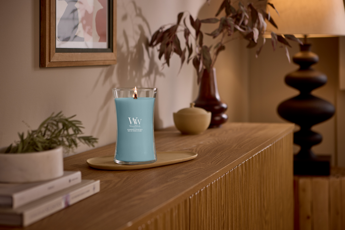 WoodWick Large Hourglass Candle - Cedarwood & Ocean Moss