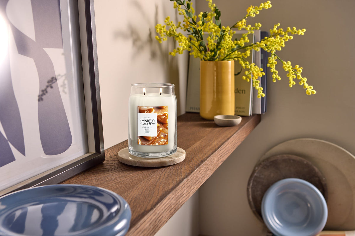 Yankee Candle Signature Small Jar Candle - Caramel Kiss