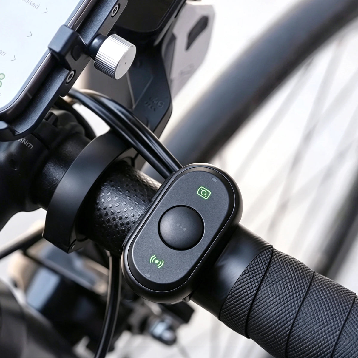 BleeqUp Bluetooth Controller – AR/AI Glasses (image 3)