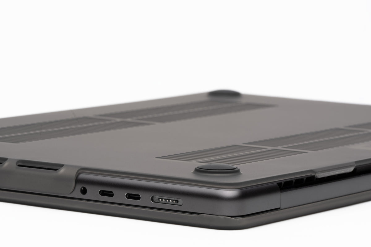 ZAGG Hardshell Apple Macbook Pro 13'' M2/M1/'20 Smoke