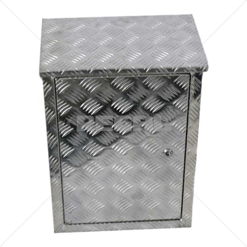 ENCLOSURE Alum Tread Plate Box Large