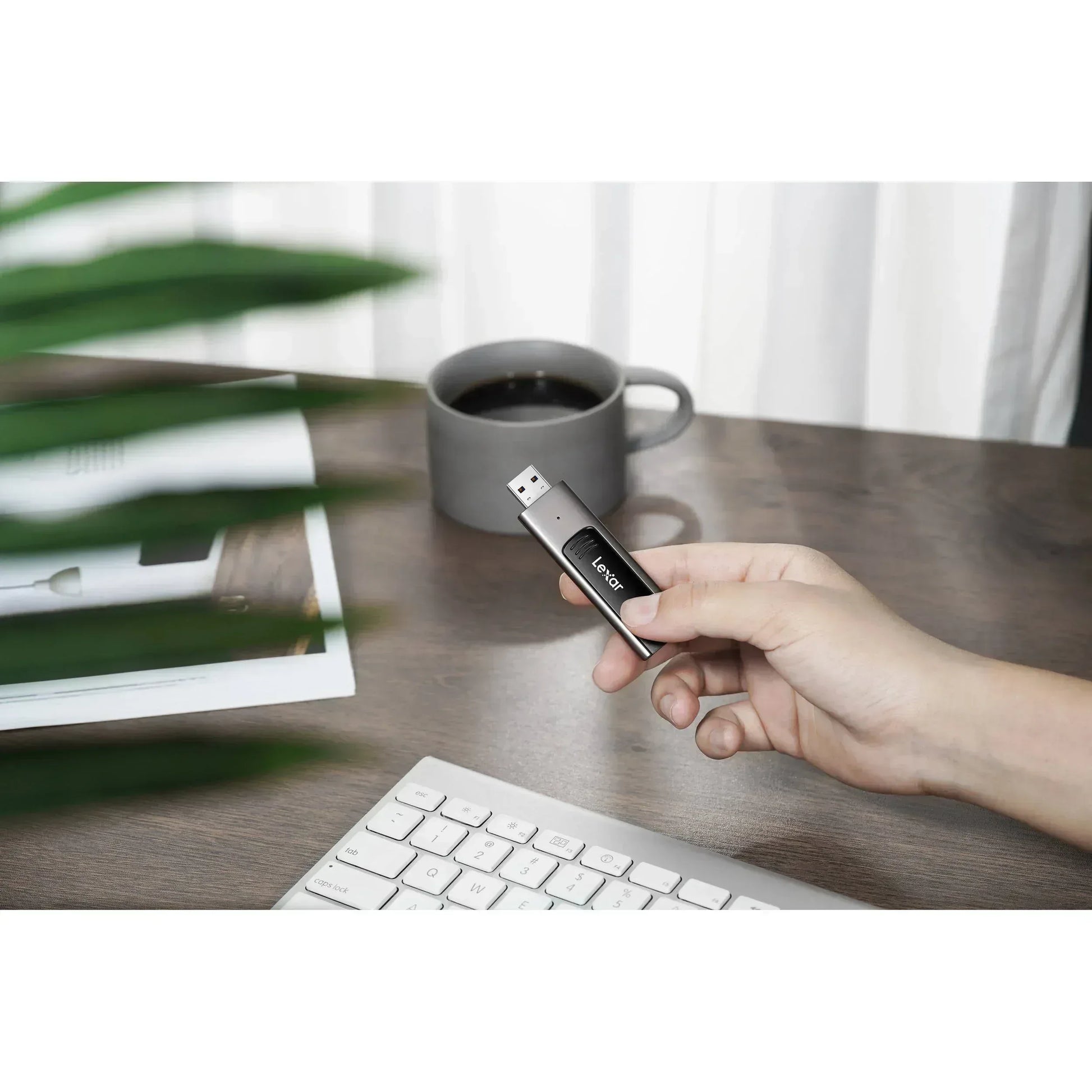 Lexar 64GB JumpDrive M900 USB 3.1 Flash Drive Guards On Duty Security