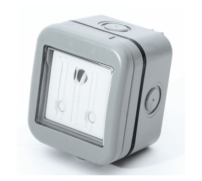 Masterplug IP55 Single 16amp Socket and Single 2-Way Switch